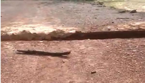 15 अगस्त के पहले नक्सलियों ने मचाया उत्पात, दर्जनभर सड़कें काटी, लगाए बैनर-पोस्टर