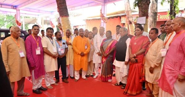 BREAKING : राष्ट्रपति द्रौपदी मुर्मु ने रतनपुर में आदिशक्ति माँ महामाया देवी के किये दर्शन, विधिवत पूजा- अर्चना कर देशवासियों की सुख-समृद्धि और प्रगति की कामना की