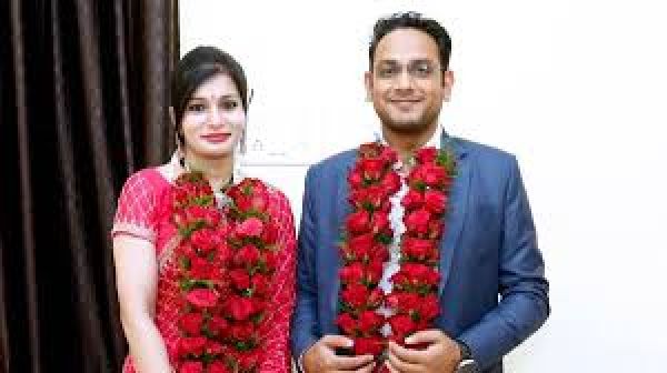 IAS को मिली हनी ट्रैप में फंसाने की धमकी, अफसर ने महिला पर लगाया ब्लैकमेलिंग का आरोप, अपराध दर्ज