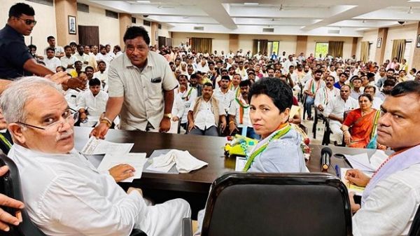 कांग्रेस की पहली लिस्ट 18 के बाद