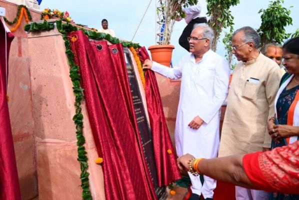 सीएम भूपेश बघेल ने नगरी-सिहावा के मुकुंदपुर में राम वन गमन पर्यटन परिपथ के निर्माण कार्यों का किया लोकार्पण