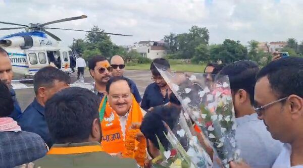 BreakingNews : परिवर्तन यात्रा में शामिल होने जशपुर पहुंचे जेपी नड्डा, सभा को करेंगे संबोधित