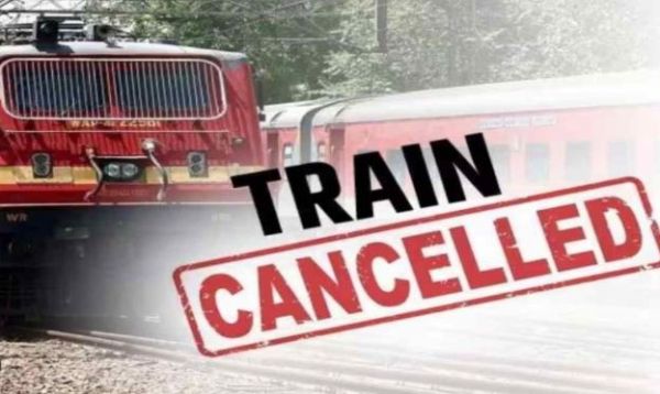 यात्रियों की फिर बढ़ी मुसीबतें : छत्तीसगढ़ से गुजरने वाली 16 ट्रेनें कैंसिल