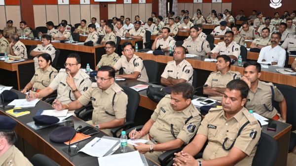 विधानसभा चुनाव के दौरान कानून व्यवस्था बनाए रखने,रायपुर में आज होगी IG, SP और ASP की बैठक