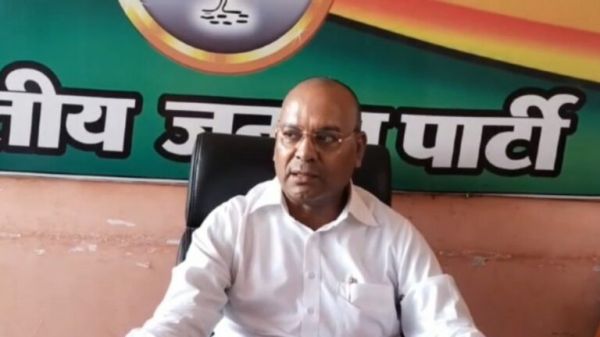 अजय चंद्राकर ने मुख्य चुनाव आयुक्त को लिखा आरोप पत्र , कहाँ मतदान केंद्रों को अति संवेदनशील घोषित करने की मांग