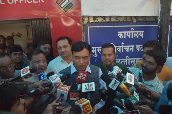 कांग्रेस के दबाव में भाजपा के प्रचार में बाधक बन रहा प्रशासन : मांडविया