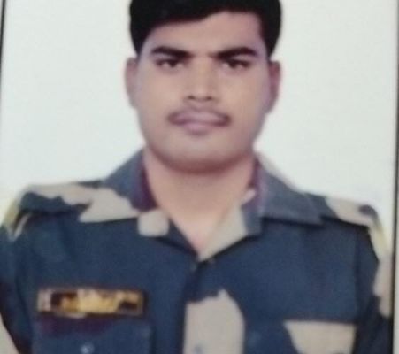 BSF जवान ने सर्विस राइफल से खुद को गोली मारकर की आत्महत्या, कैम्प में मची अफरा-तफरी