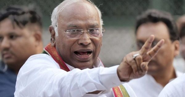 मल्लिकार्जुन खड़गे आज अभनपुर, सक्ती, चंद्रपुर में सभा को करेंगे संबोधित