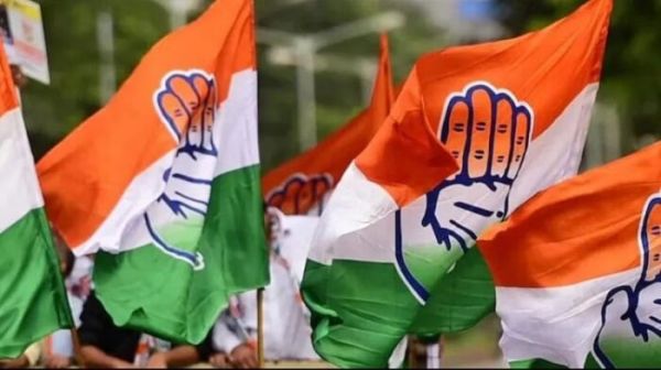 कांग्रेस का एक्शन जारी, 2 वरिष्ठ कांग्रेसी नेताओं को पार्टी से किया निष्कासित 