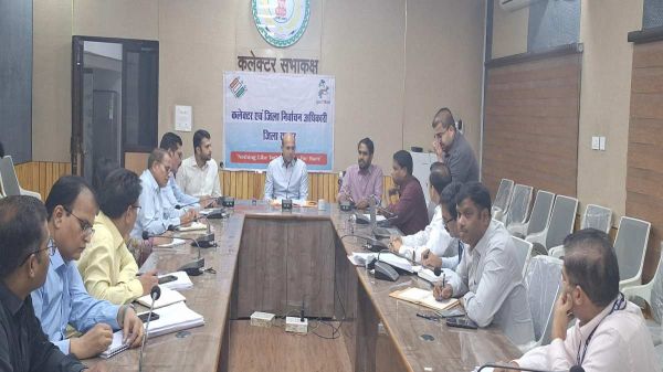 मतगणना के दिन सुबह 7 बजे खोले जाएंगे स्ट्रांग रूम, पूरी प्रक्रिया की होगी वीडियोग्राफी &ndash; कलेक्टर