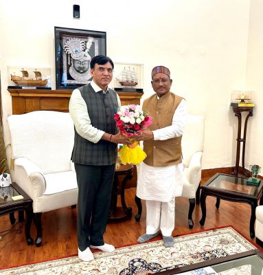मुख्यमंत्री श्री विष्णु देव साय ने नई दिल्ली में केंद्रीय मंत्री डॉ. मनसुख मंडाविया से रोजगार सृजन, श्रमिक कल्याण और खेल सुविधाओं पर की चर्चा