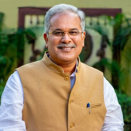 प्रदेश में बनेंगे 32 स्वामी आत्मानंद हिंदी मीडियम स्कूल राज्य शासन ने स्वामी आत्मानंद हिंदी मीडियम स्कूलों के लिए 1559 पदों की दी स्वीकृति