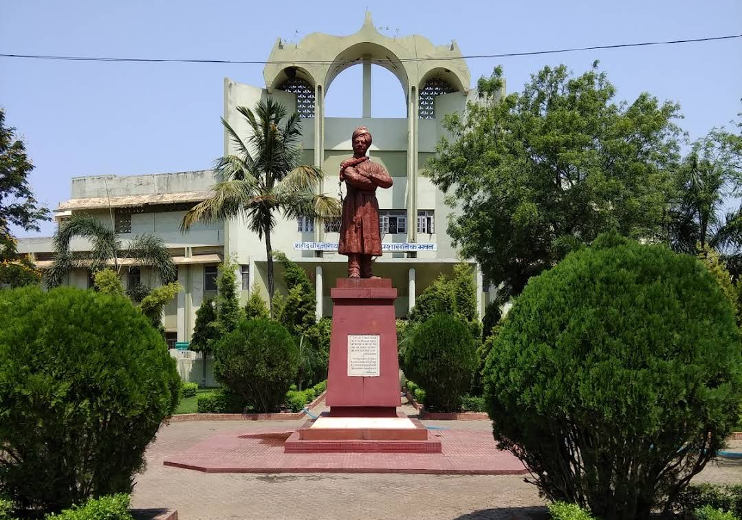 छत्तीसगढ़ अगले वर्ष से सभी विश्वविद्यालय में 4 वर्षो का होगा डिग्री कोर्स अभी ऐसा सिर्फ 8 कॉलेज में ही .....