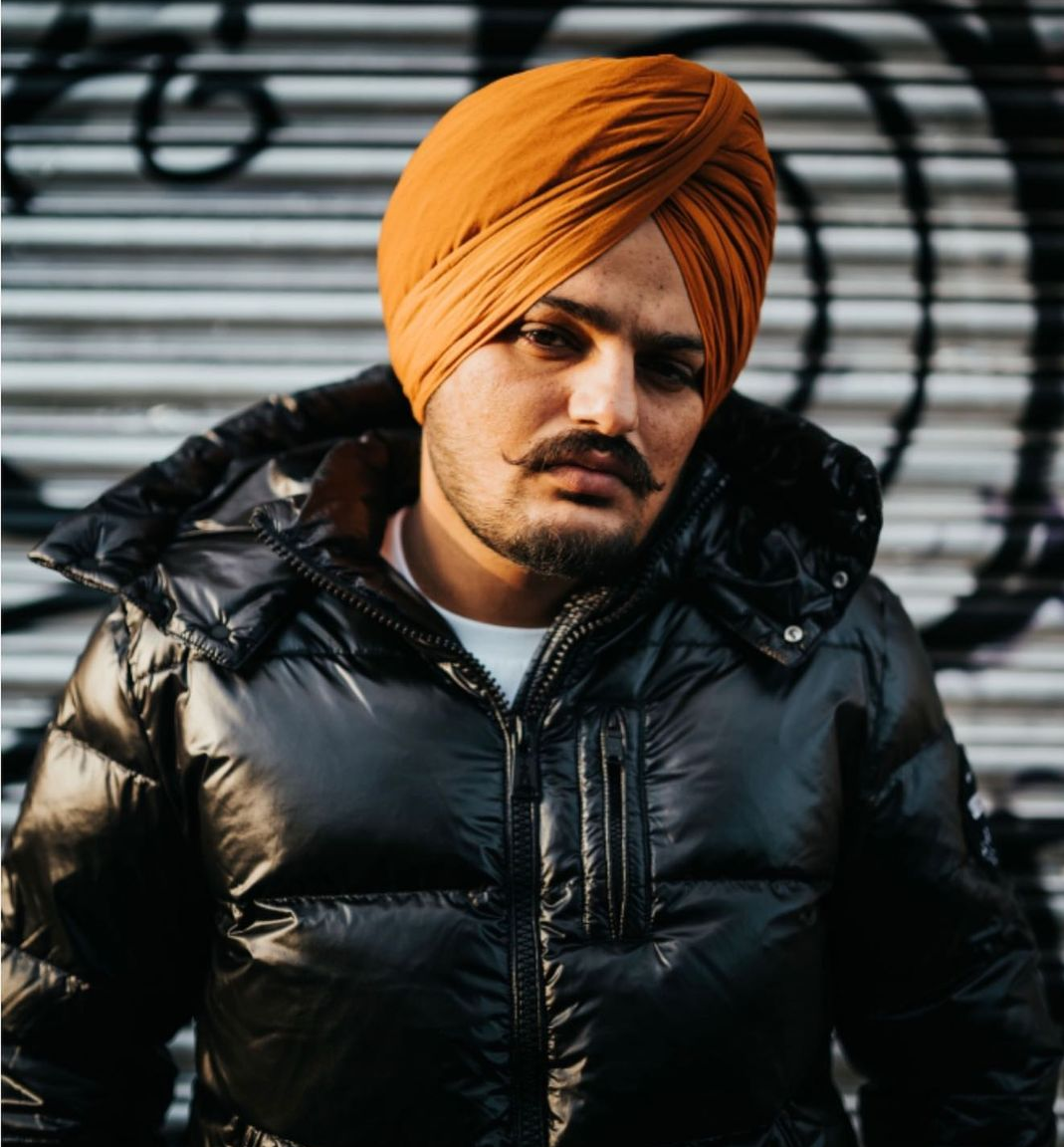 पंजाबी सिंगर सिद्धू मूसेवाला की दिनदहाड़े हत्या  मानसा में AK - 47 से गोलियां दागीं पंजाब के मुख्यमंत्री ने कहा हत्यारा कोई भी हो बख्शा नही जाएगा  