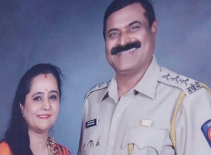 पत्नी और भतीजे की हत्या कर एसीपी ने की खुदकुशी, इलाके में फैली सनसनी, जांच में जुटी पुलिस&hellip;