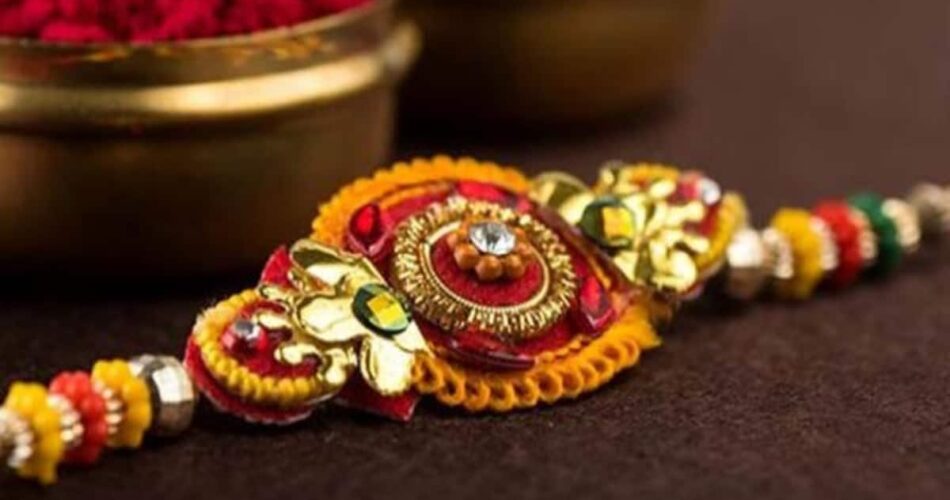 रक्षाबंधन आज : भद्रा काल में बिलकुल ना बांधे राखी, जानिए शुभ समय से लेकर सबकुछ