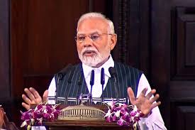 सभी सांसदों ने पुरानी संसद को अलविदा कहा : PM मोदी सबको नई संसद ले गए; पुरानी इमारत अब &lsquo;संविधान सदन&rsquo; कहलाएगी