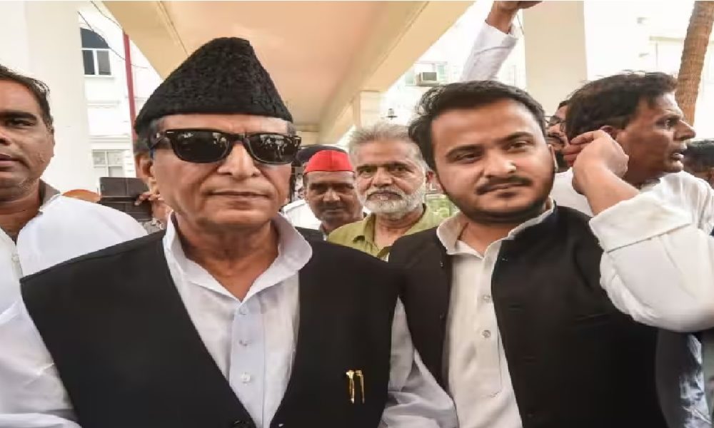 दूसरी बार परिवार सहित जेल जाने पर छलका आजम खान का दर्द, बोले, &lsquo;इंसाफ और फैसले में अंतर होता है&rsquo;