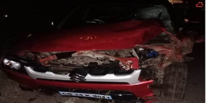 कार ने बाइक सवारों को मारी टक्कर, 3 युवकों की दर्दनाक मौत