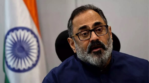 मुख्यमंत्री और राहुल गांधी ने केंद्रीय मंत्री के खिलाफ दर्ज कराई FIR, जानें क्या है मामला