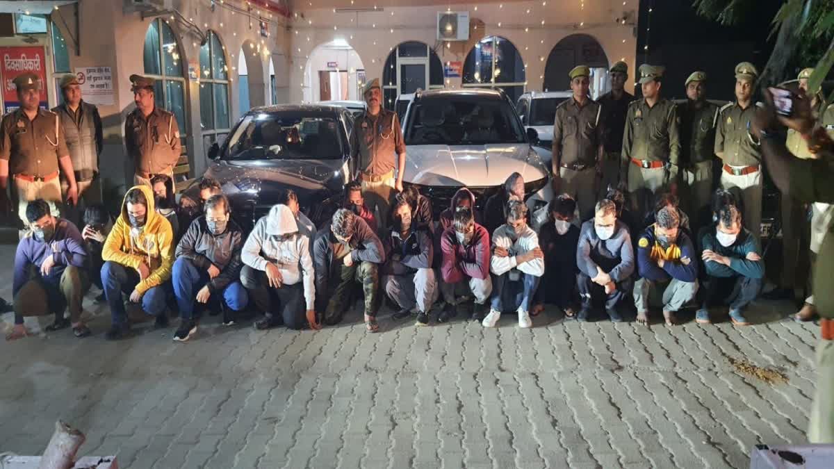  एसटीएफ ने अंतर्राष्ट्रीय फर्जी कॉल सेंटर का किया भंडाफोड़...24 आरोपी गिरफ्तार