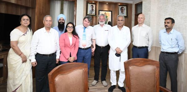 रायपुर: मुख्यमंत्री से अमेरिका के मेकआर्थर फाउंडेशन और ग्लोबल मीथेन हब के प्रतिनिधि मंडल की मुलाकात