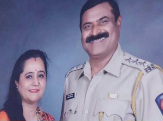 पत्नी और भतीजे की हत्या कर एसीपी ने की खुदकुशी, इलाके में फैली सनसनी, जांच में जुटी पुलिस&hellip;