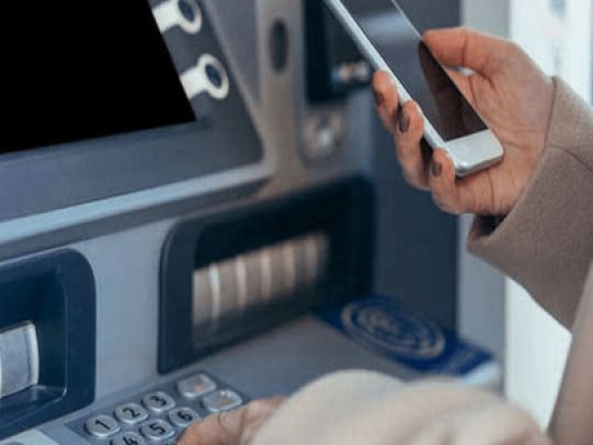 अब बिना डेबिड कार्ड के ही ATM से निकाले पैसे, बस अपने मोबाइल से करना होगा ये काम, जाने पूरा प्रोसेस&hellip;.