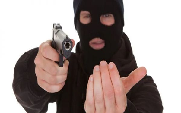 Big News : बंदूक की नोक पर लुटेरे ले उड़े शाह के 1 करोड़ रूपए, मामले की जांच में जुटी पुलिस&hellip;