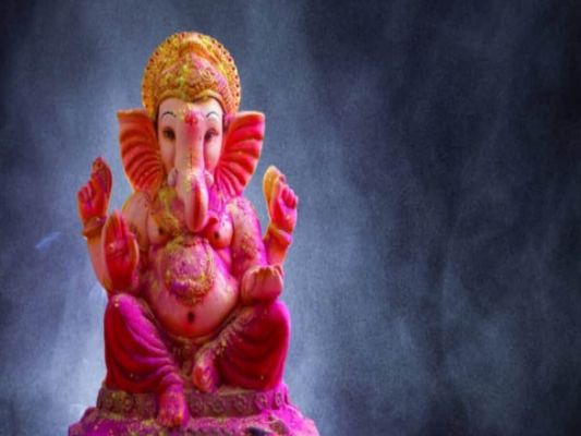 Ganesh Chaturthi 2023: &lsquo;गणपति बप्पा मोरया&hellip;&rsquo; आज से गणेशोत्सव शुरू, जानें गणपति स्थापना शुभ मुहूर्त, पूजन विधि और मंत्र से लेकर सबकुछ