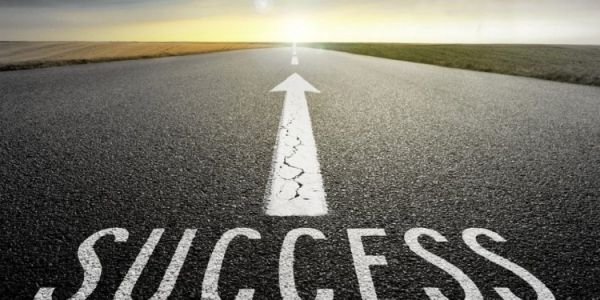 इन 10 विचार को ज़िन्दगी में एक बार जरूर पढ़े,सफलता आपके कदम चूमेगी