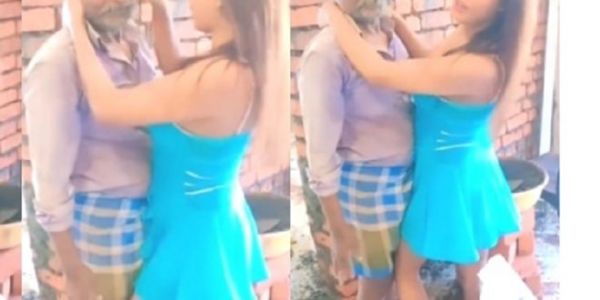  65 साल के बुजुर्ग मजदूर चचा से इश्क लड़ाने पहुंची 19 साल की खूबसूरत हसीना, देखें वीडियो