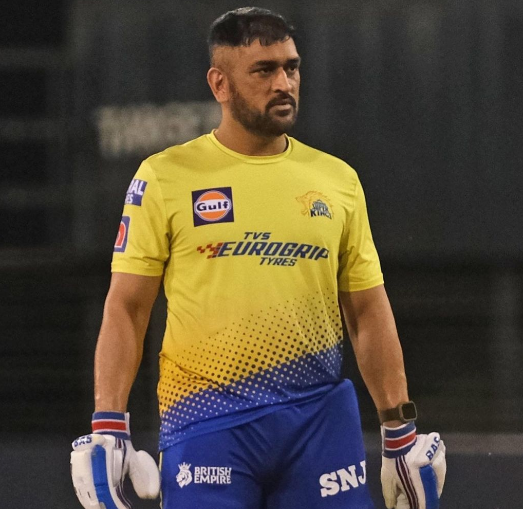 आईपीएल धोनी ने कप्तानी छोड़ी अब चेन्नई सुपरकिंग्स के नए कप्तान इस खिलाड़ी को बनाया गया 