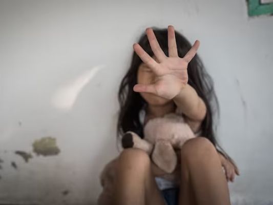 छत्तीसगढ़ में 14 साल के बच्चे की हैवानियत...घर के बाहर खेल रही पांच साल की मासूम के साथ किया दुष्कर्म